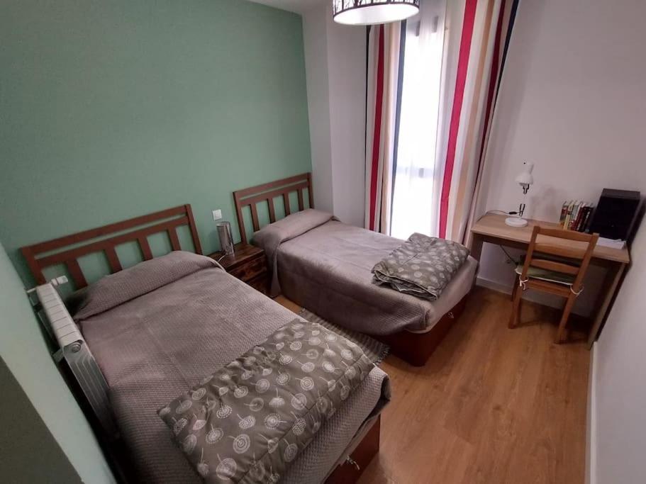 Amplio Apartamento En Sabinanigo - Las Margas Pirineo Aragones Eksteriør billede